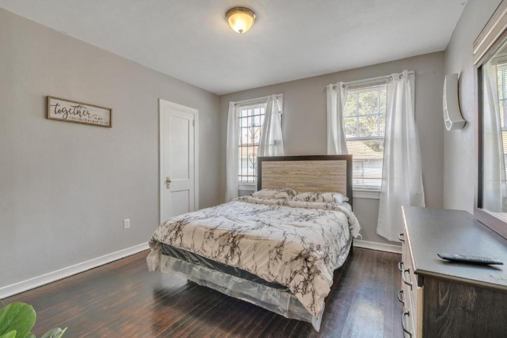 Comfy Pet Friendly Home In Jacksonville Mins To Downtown'S Ngoại thất bức ảnh